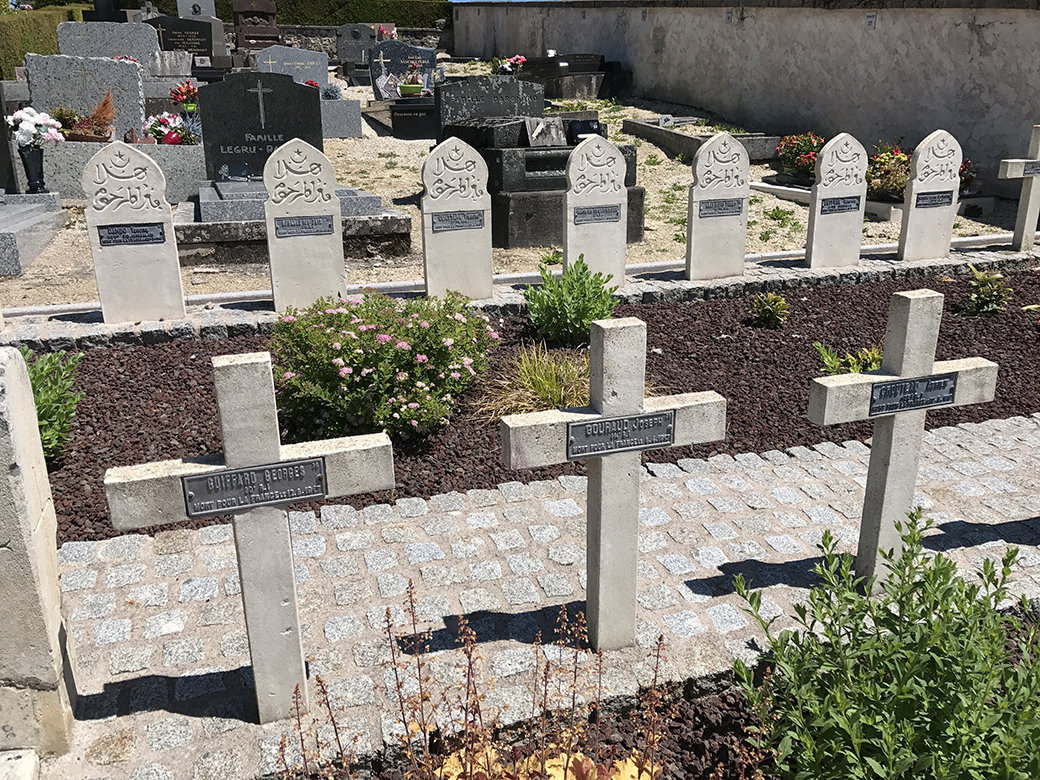 Military section of the village cemetery in Contrexéville